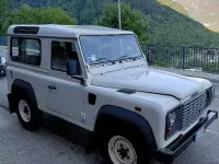 Usata Land Rover Defender 122 CV (89 kW) 2006 Bianco Station wagon