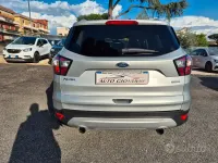 Usata Ford Kuga Business Edition 120 CV (88 kW) 2019 Grigio SUV