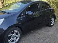 Usata Kia Rio Active 86 CV (63 kW) 2015 Bluazzurro Berlina
