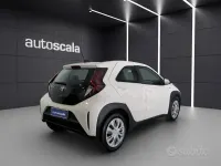 Usata Toyota Aygo X Active 72 CV (52 kW) 2025 Bianco SUV