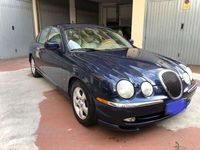 Usata Jaguar S-Type S 238 CV (175 kW) 2001 Blu Berlina