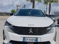 Usata Peugeot 3008 Allure 131 CV (96 kW) 2023 Bianco SUV