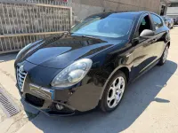 Usata Alfa Romeo Giulietta Exclusive 174 CV (127 kW) 2015 Nero Utilitaria