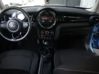 Usata Mini ONE 102 CV (75 kW) 2018 Azzurro Utilitaria