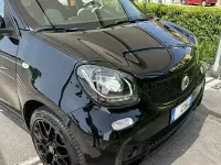 Usata Smart ForFour 71 CV (52 kW) 2015 Nero Utilitaria