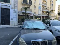 Usata Lancia Ypsilon 69 CV (50 kW) 2004 Bluazzurro Utilitaria