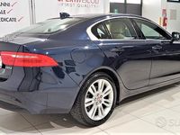 Usata Jaguar XE Prestige 180 CV (132 kW) 2019 Blu Berlina
