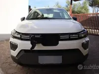 Usata Dacia Spring 19 kW (26 CV) 2024 Bianco Utilitaria
