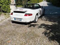 Usata Porsche 911 Carrera 4 345 CV (253 kW) 2001 Bianco Cabrio