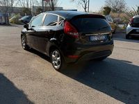 Usata Ford Fiesta Titanium 92 CV (67 kW) 2010 Nero Utilitaria