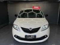 Usata Lancia Ypsilon Platinum 95 CV (69 kW) 2016 Beige Utilitaria