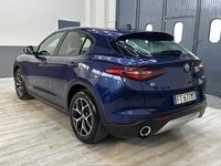 Usata Alfa Romeo Stelvio Executive 190 CV (139 kW) 2018 Blu SUV