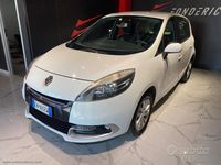 Usata Renault Scénic III 110 CV (80 kW) 2012 Bianco Monovolume