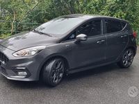 Usata Ford Fiesta ST-Line 125 CV (91 kW) 2018 Grigio Utilitaria