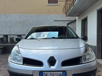 Usata Renault Clio III 75 CV (55 kW) 2007 Utilitaria