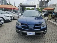 Usata Mitsubishi Outlander Comfort Edition 136 CV (100 kW) 2003 Blu/azzurro SUV