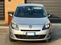 Usata Renault Grand Scénic III 130 CV (95 kW) 2011 Grigio Monovolume