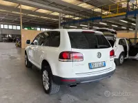 Usata VW Touareg 240 CV (176 kW) 2010 Bianco SUV