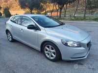 Usata Volvo V40 115 CV (84 kW) 2013 Grigio Berlina