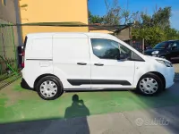 Usata Ford Transit Connect 101 CV (74 kW) 2021 Bianco Monovolume