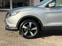 Usata Nissan Qashqai Tekna 131 CV (96 kW) 2017 Grigio SUV