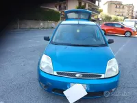 Gebraucht Ford Fiesta 75 PS (55 kW) 2004 Blau Kleinwagen