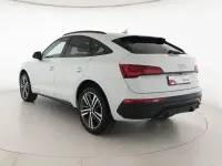 Begagnad Audi Q5 Sportback S-line plus 204 HK (150 kW) 2023 Vit SUV