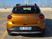 Usata Dacia Sandero Comfort 101 CV (74 kW) 2021 Bronzo Berlina