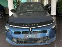 Usata Lancia Ypsilon 101 CV (74 kW) 2025 Blu/azzurro Utilitaria