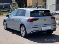 Usata VW Golf VIII Style 150 CV (110 kW) 2025 Grigio Berlina