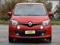 Usata Renault Twingo Life 69 CV (50 kW) 2016 Rosso Utilitaria