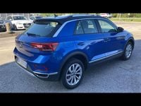 Usata VW T-Roc Style 110 CV (80 kW) 2023 0f blu lava metallizzato SUV