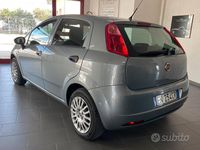 Usata Fiat Grande Punto 75 CV (55 kW) 2012 Grigio Utilitaria