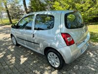 usata Renault Twingo 1.2 benzina anno 2010km142.000