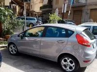 Usata Ford Fiesta 97 CV (71 kW) 2012 Grigio Berlina