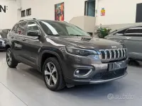 Usata Jeep Cherokee Limited 194 CV (142 kW) 2019 Grigio SUV