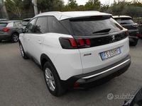 Usata Peugeot 3008 Active 131 CV (96 kW) 2018 Bianco SUV