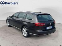 Usata VW Passat Highline 239 CV (175 kW) 2015 Nero Station wagon