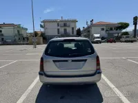 Usata Ford Focus 90 CV (66 kW) 2002 Bluazzurro Station wagon