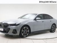 Usata BMW i5 M Sport 289 kW (394 CV) 2025 Grigio Berlina