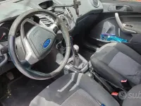 Usata Ford Fiesta 82 CV (60 kW) 2010 Bluazzurro Berlina