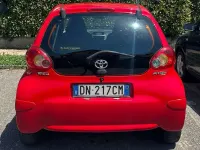 Usata Toyota Aygo 68 CV (50 kW) 2008 Rosso Utilitaria