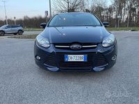 Usata Ford Focus Titanium 150 CV (110 kW) 2011 Blu Berlina