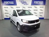 Nuova Opel Combo 101 CV (74 kW) 2026 Bianco icy Monovolume