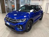 Usata VW T-Roc R-line Plus 150 CV (110 kW) 2025 Lapiz blue / tetto nero SUV