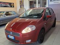Usata Fiat Grande Punto Dynamic 77 CV (56 kW) 2006 Rosso Utilitaria