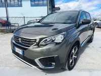 Usata Peugeot 5008 Allure 131 CV (96 kW) 2019 Grigio SUV