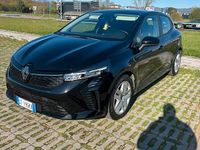 Usata Renault Clio V 101 CV (74 kW) 2024 Nero Utilitaria