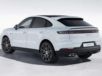 Usata Porsche Cayenne 519 CV (381 kW) 2024 Bianco SUV