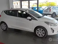 Usata Ford Fiesta Active 86 CV (63 kW) 2020 Bianco Utilitaria